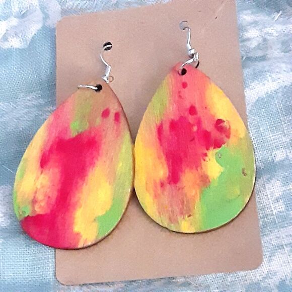 New Handcrafted Prettyful Creations 2.5" teardrop earrings - Picture 6 of 6